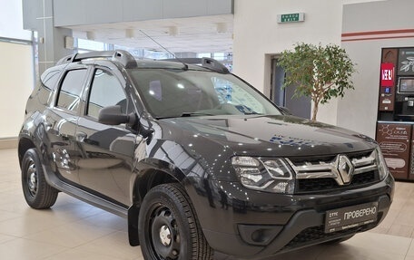 Renault Duster I рестайлинг, 2017 год, 1 260 000 рублей, 5 фотография