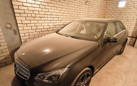 Mercedes-Benz E-Класс, 2015 год, 2 295 000 рублей, 2 фотография
