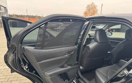 Toyota Camry, 2021 год, 3 300 000 рублей, 10 фотография