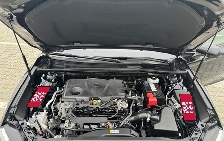 Toyota Camry, 2021 год, 3 300 000 рублей, 8 фотография