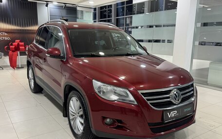 Volkswagen Tiguan I, 2010 год, 935 000 рублей, 3 фотография