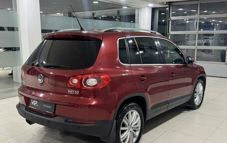 Volkswagen Tiguan I, 2010 год, 935 000 рублей, 4 фотография