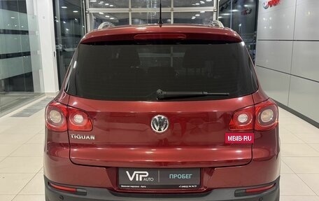 Volkswagen Tiguan I, 2010 год, 935 000 рублей, 5 фотография