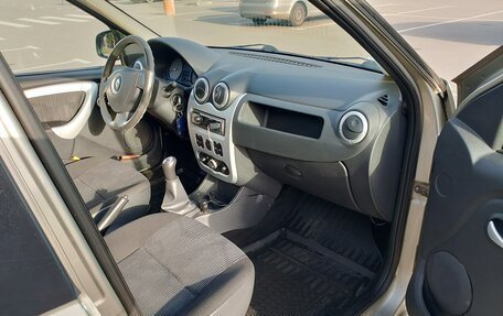 Renault Logan I, 2011 год, 600 000 рублей, 2 фотография