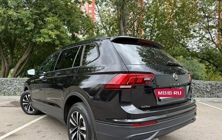Volkswagen Tiguan II, 2022 год, 3 150 000 рублей, 4 фотография