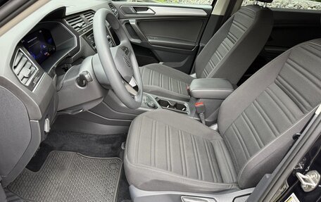 Volkswagen Tiguan II, 2022 год, 3 150 000 рублей, 21 фотография