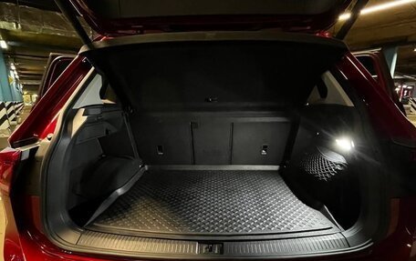 Volkswagen Tiguan II, 2020 год, 2 800 000 рублей, 8 фотография