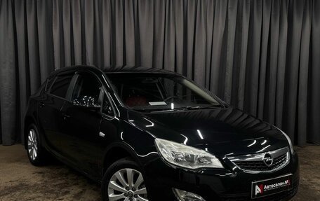 Opel Astra J, 2011 год, 699 777 рублей, 3 фотография