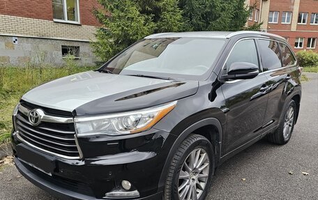 Toyota Highlander III, 2014 год, 2 100 000 рублей, 4 фотография