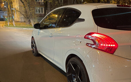 Peugeot 208 II, 2013 год, 750 000 рублей, 4 фотография