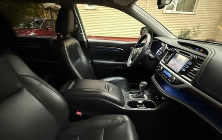 Toyota Highlander III, 2014 год, 3 100 000 рублей, 18 фотография
