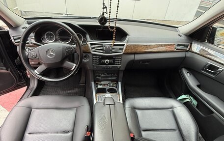 Mercedes-Benz E-Класс, 2012 год, 1 470 000 рублей, 13 фотография