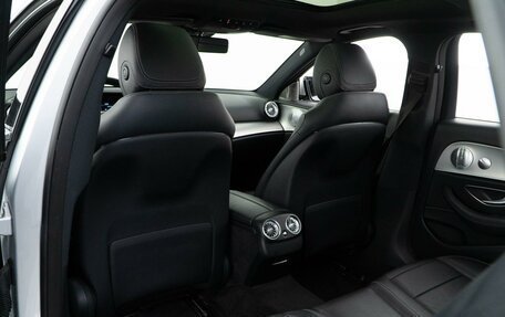 Mercedes-Benz E-Класс, 2020 год, 3 185 600 рублей, 11 фотография