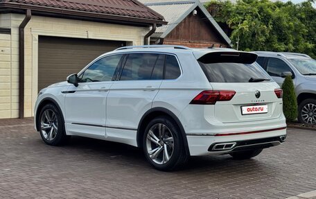 Volkswagen Tiguan II, 2021 год, 3 799 000 рублей, 7 фотография
