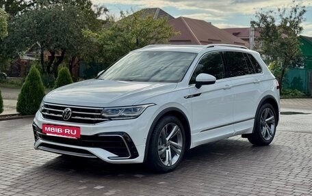 Volkswagen Tiguan II, 2021 год, 3 799 000 рублей, 6 фотография