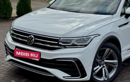 Volkswagen Tiguan II, 2021 год, 3 799 000 рублей, 14 фотография