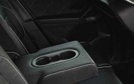 Volkswagen Tiguan II, 2021 год, 3 799 000 рублей, 32 фотография