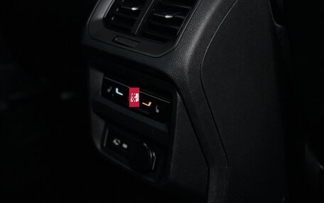 Volkswagen Tiguan II, 2021 год, 3 799 000 рублей, 33 фотография