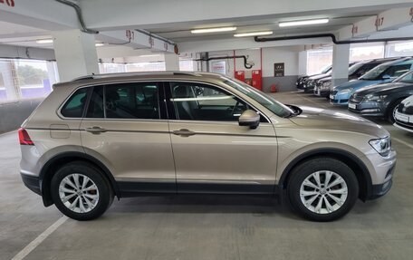 Volkswagen Tiguan II, 2017 год, 1 900 000 рублей, 3 фотография