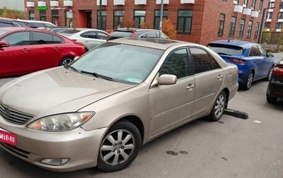 Toyota Camry V40, 2004 год, 520 000 рублей, 1 фотография