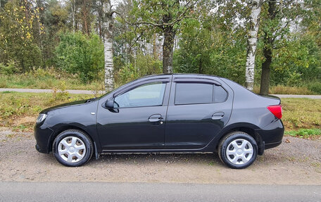 Renault Logan II, 2018 год, 665 000 рублей, 2 фотография