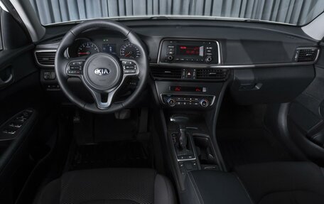 KIA Optima IV, 2017 год, 1 590 000 рублей, 6 фотография