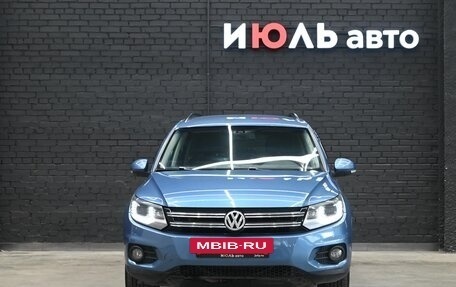 Volkswagen Tiguan I, 2013 год, 1 100 000 рублей, 2 фотография