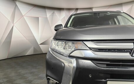 Mitsubishi Outlander III рестайлинг 3, 2016 год, 1 595 000 рублей, 11 фотография