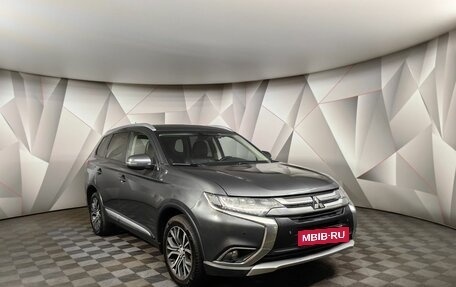 Mitsubishi Outlander III рестайлинг 3, 2016 год, 1 595 000 рублей, 12 фотография