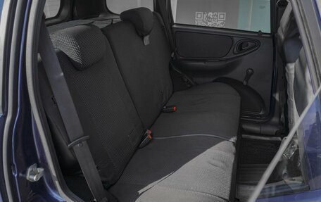 Chevrolet Niva I рестайлинг, 2018 год, 869 000 рублей, 7 фотография