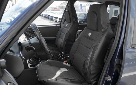 Chevrolet Niva I рестайлинг, 2018 год, 869 000 рублей, 10 фотография