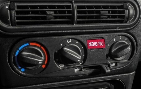 Chevrolet Niva I рестайлинг, 2018 год, 869 000 рублей, 13 фотография