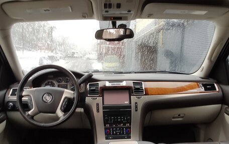 Cadillac Escalade III, 2013 год, 2 750 000 рублей, 8 фотография