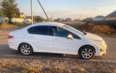 Peugeot 408 I рестайлинг, 2012 год, 270 000 рублей, 3 фотография