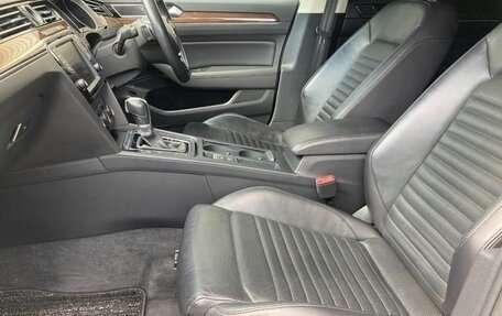 Volkswagen Passat B7, 2015 год, 1 399 000 рублей, 9 фотография