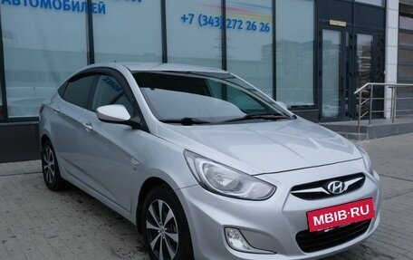 Hyundai Solaris II рестайлинг, 2013 год, 780 000 рублей, 7 фотография