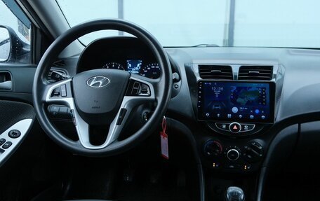 Hyundai Solaris II рестайлинг, 2013 год, 780 000 рублей, 11 фотография