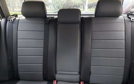 Toyota Avensis III рестайлинг, 2005 год, 750 000 рублей, 8 фотография