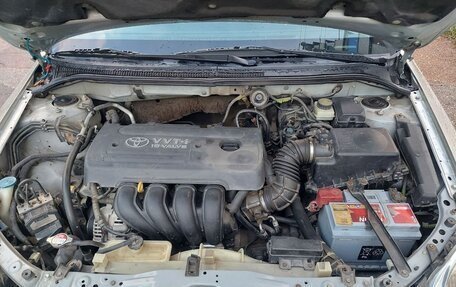Toyota Avensis III рестайлинг, 2005 год, 750 000 рублей, 10 фотография