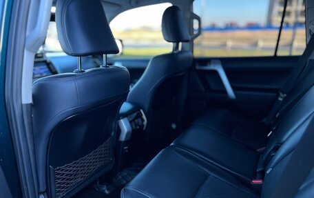 Toyota Land Cruiser Prado 150 рестайлинг 2, 2018 год, 5 100 000 рублей, 10 фотография