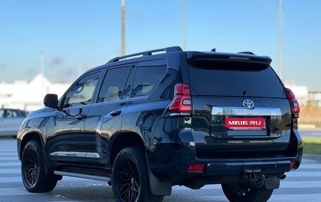 Toyota Land Cruiser Prado 150 рестайлинг 2, 2018 год, 5 100 000 рублей, 5 фотография