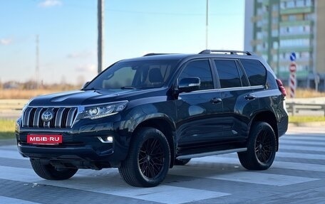 Toyota Land Cruiser Prado 150 рестайлинг 2, 2018 год, 5 100 000 рублей, 4 фотография