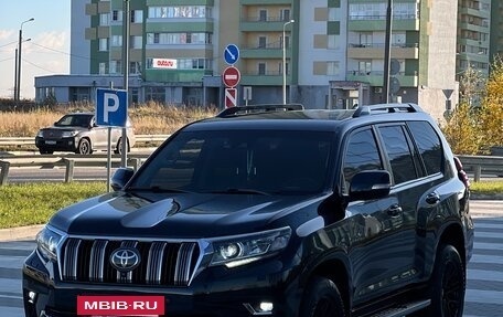 Toyota Land Cruiser Prado 150 рестайлинг 2, 2018 год, 5 100 000 рублей, 3 фотография
