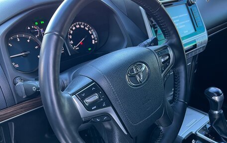 Toyota Land Cruiser Prado 150 рестайлинг 2, 2018 год, 5 100 000 рублей, 18 фотография