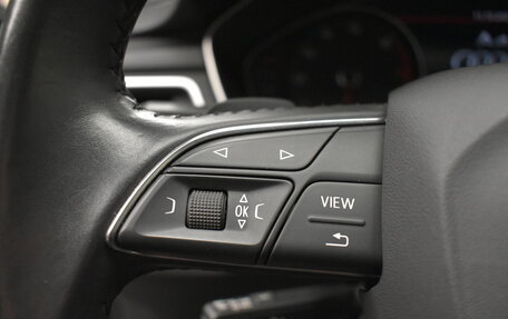 Audi A4, 2019 год, 2 400 000 рублей, 10 фотография