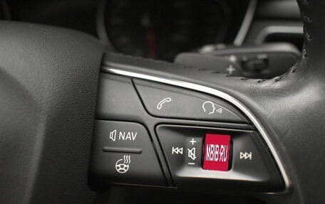 Audi A4, 2019 год, 2 400 000 рублей, 11 фотография