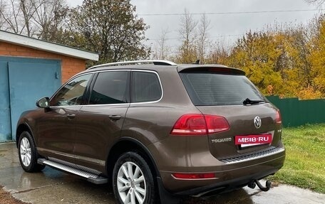 Volkswagen Touareg III, 2010 год, 1 700 000 рублей, 5 фотография