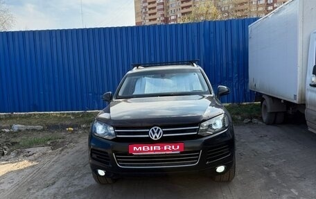 Volkswagen Touareg III, 2011 год, 2 350 000 рублей, 6 фотография