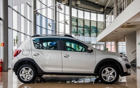 Renault Sandero II рестайлинг, 2018 год, 1 088 000 рублей, 8 фотография