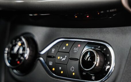 Renault Sandero II рестайлинг, 2018 год, 1 088 000 рублей, 26 фотография